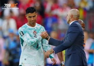 Vì sao HLV Martinez rút Ronaldo rời sân ở trận thắng Croatia?
